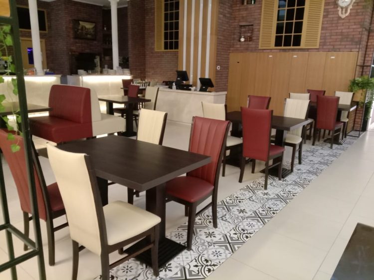 Restaurant furniture for Oman