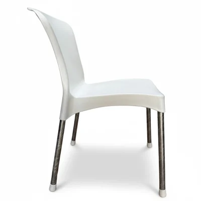 canteen furniture in Qatar