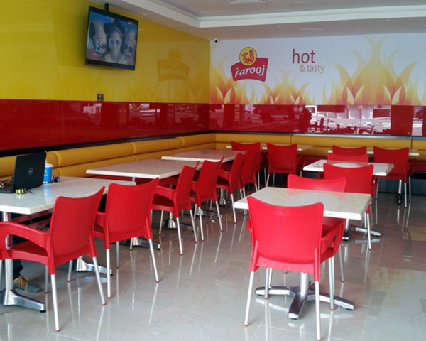 Fast food restaurant furniture in Dubai UAE