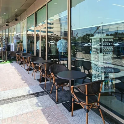outdoor chair and table for coffee shop