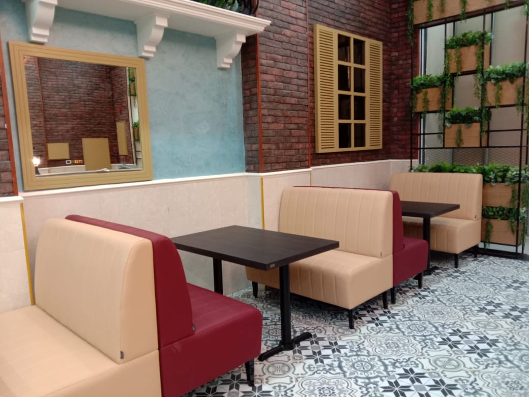 Booths and Banquette seating for restaurants and cafes
