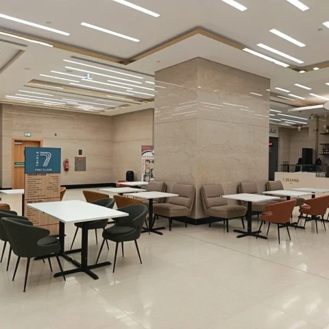 coffee shop chairs and table UAE coffee shop chairs and table UAE